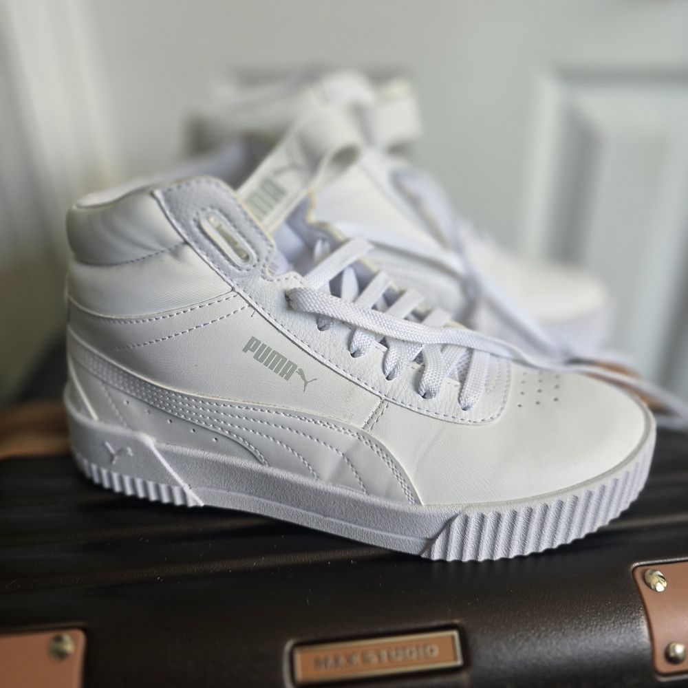 PUMA Women's White Athletic Shoes